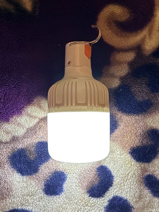 Акумулярні лампи/лампи на акумуляторі/лампи з акумулятором