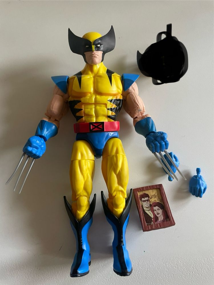 Marvel Legends Hasbro Wolverine VHS bez jednej głowy