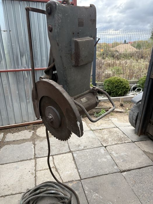 Pila stolowa krajzega cyrkularka 380vpoprzeczna