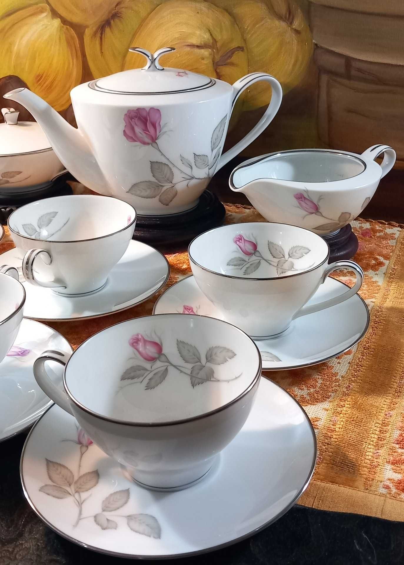 Disponível, Lindo sete de Chá, Vintage, Hand crafted, ZYLSTRA ROSE.