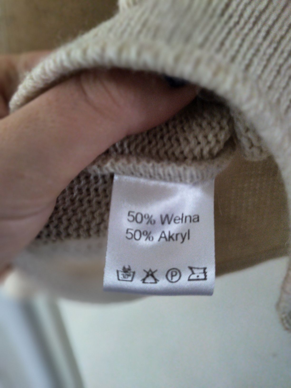 Wełniany duży sweter wełna ecru beż ciepły zima damski