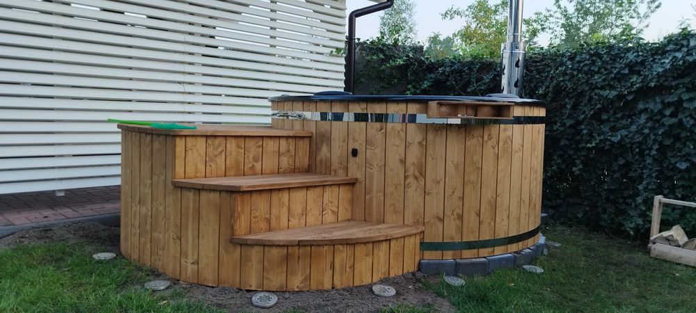 Balia ogrodowa z hydromasażem JACUZZI RUSKA BANIA