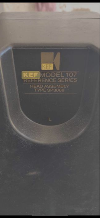 Colunas Kef Reference 107