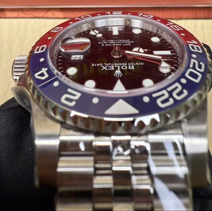 Rolex GMT Master II 40mm Pepsi