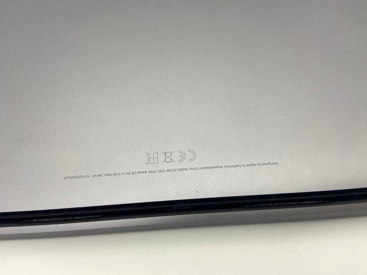 Macbook 13 pro 2017 8/128