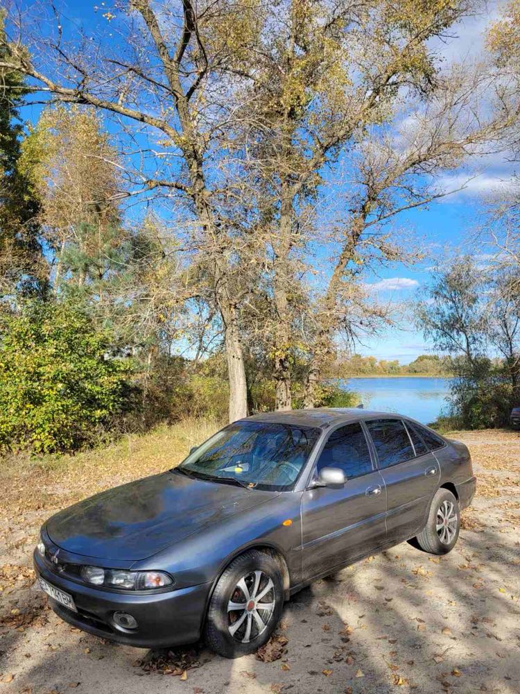Mitsubishi galant