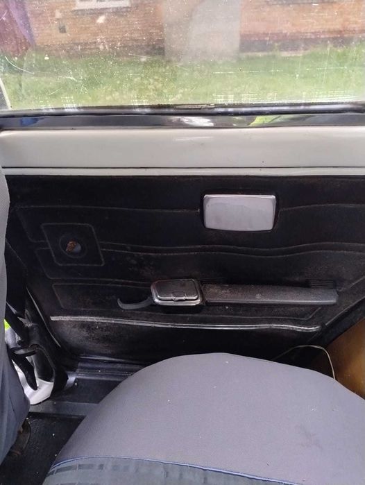 Автомобіль ВАЗ 2102