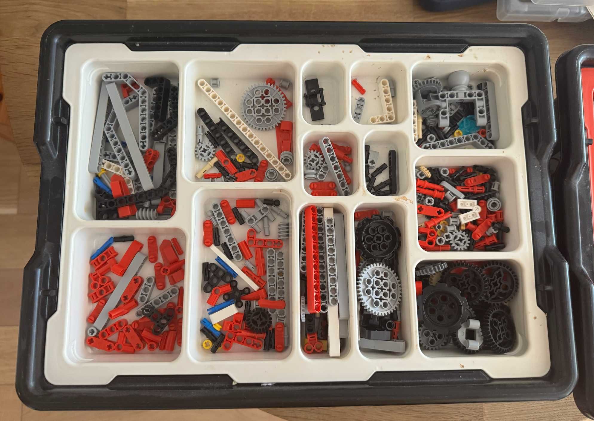 LEGO Mindstorms Education EV3 Core Set + Expansion Set – zestaw