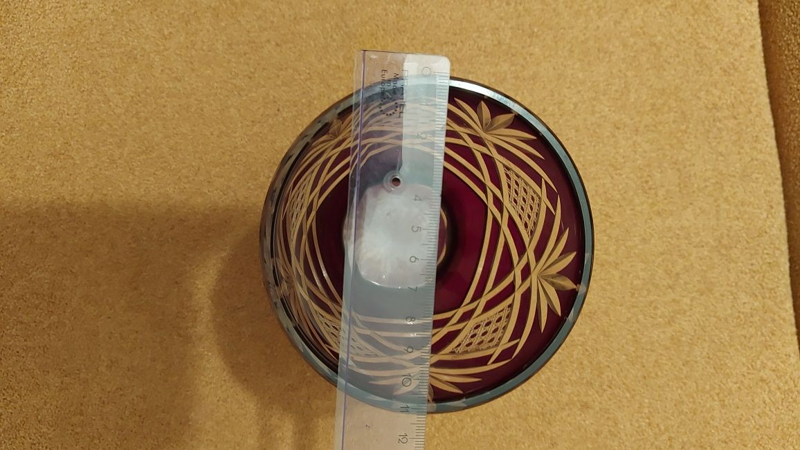 Piękny kryształowy wazonik Purpurowy antyk PRL