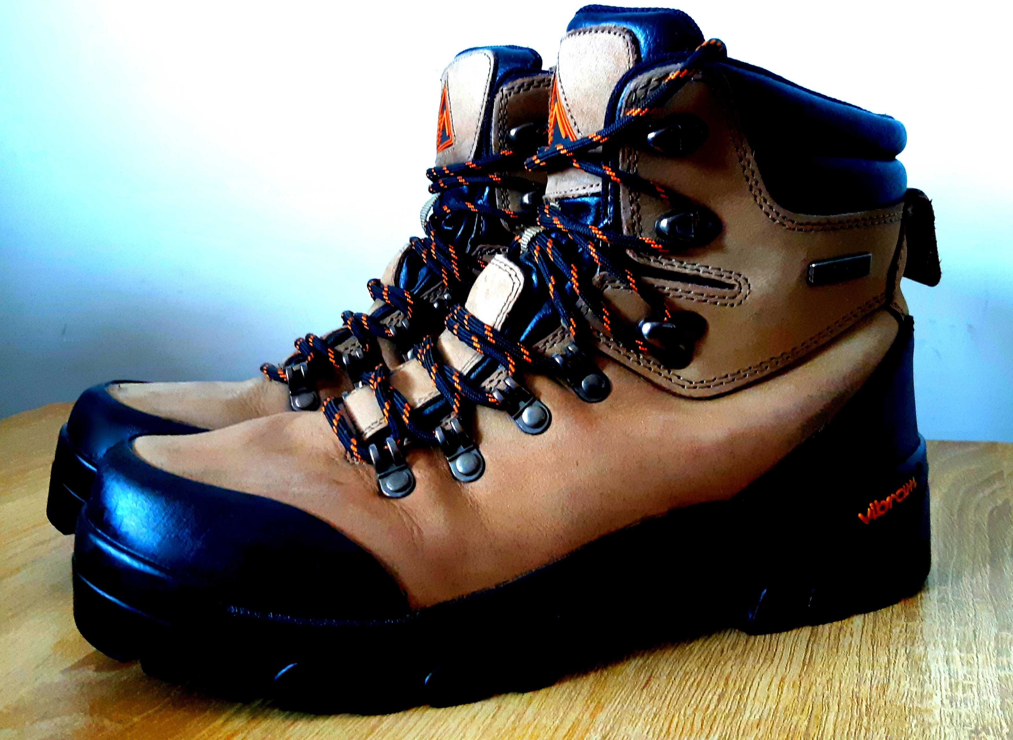 Buty trekingowe górskie VIBRAM skóra roz 41 wkładka 26 cm