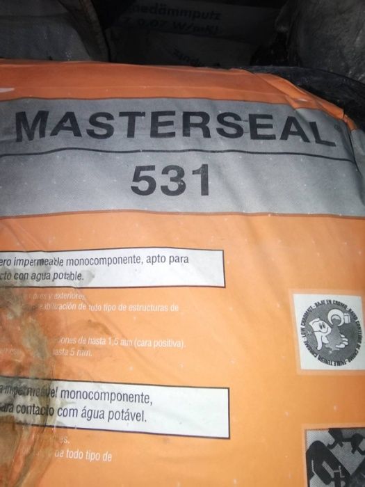 MasterSeal 531 Argamassa monocomponente, impermeável, sulforesistente,