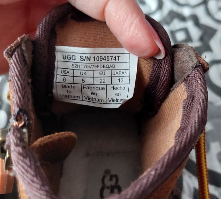 Buty chłopięce r.22 UGG Śniegowce/trapery