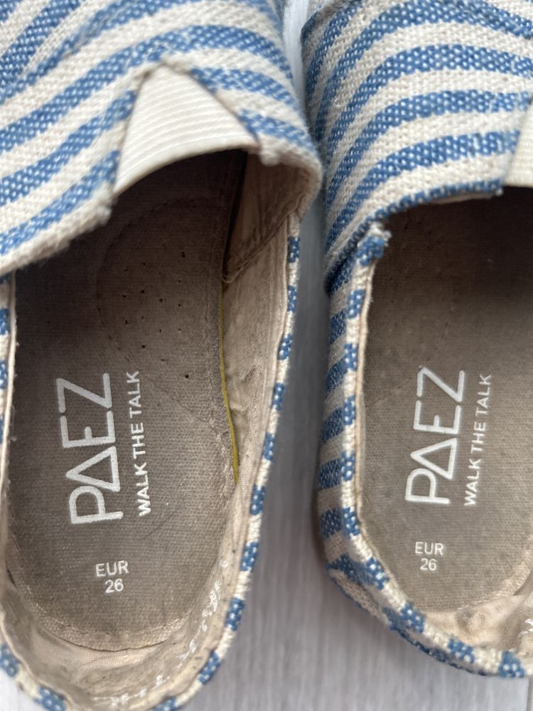 Paez às riscas azuis n26