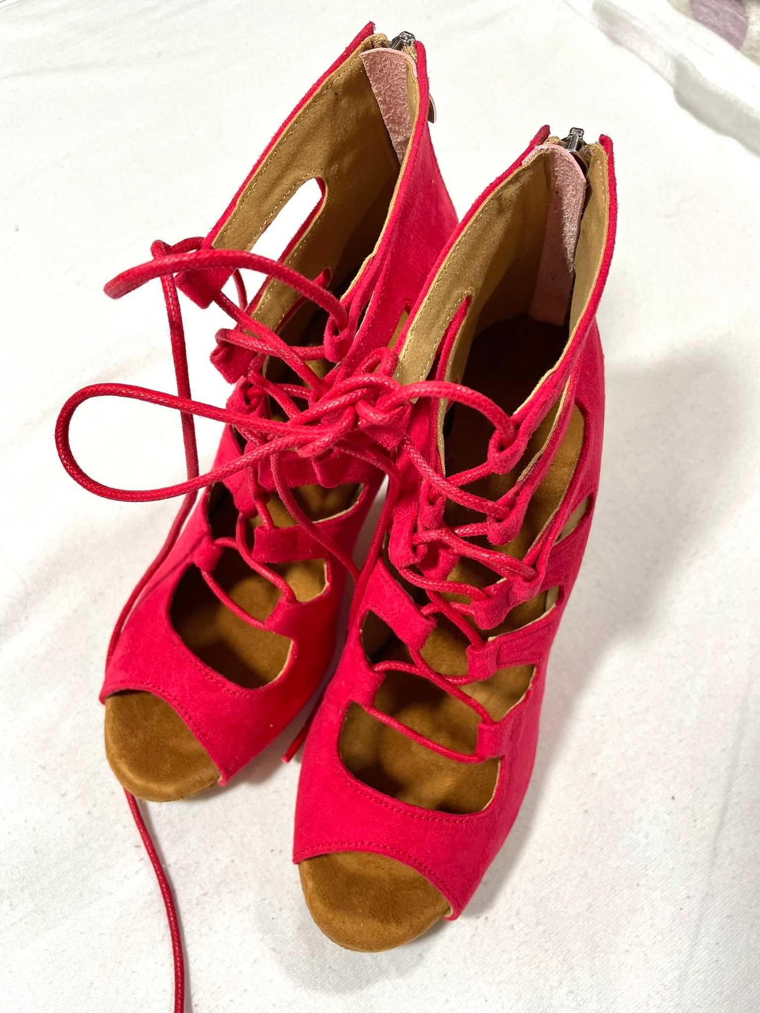 Nowe buty do tańca 39 czerwone
