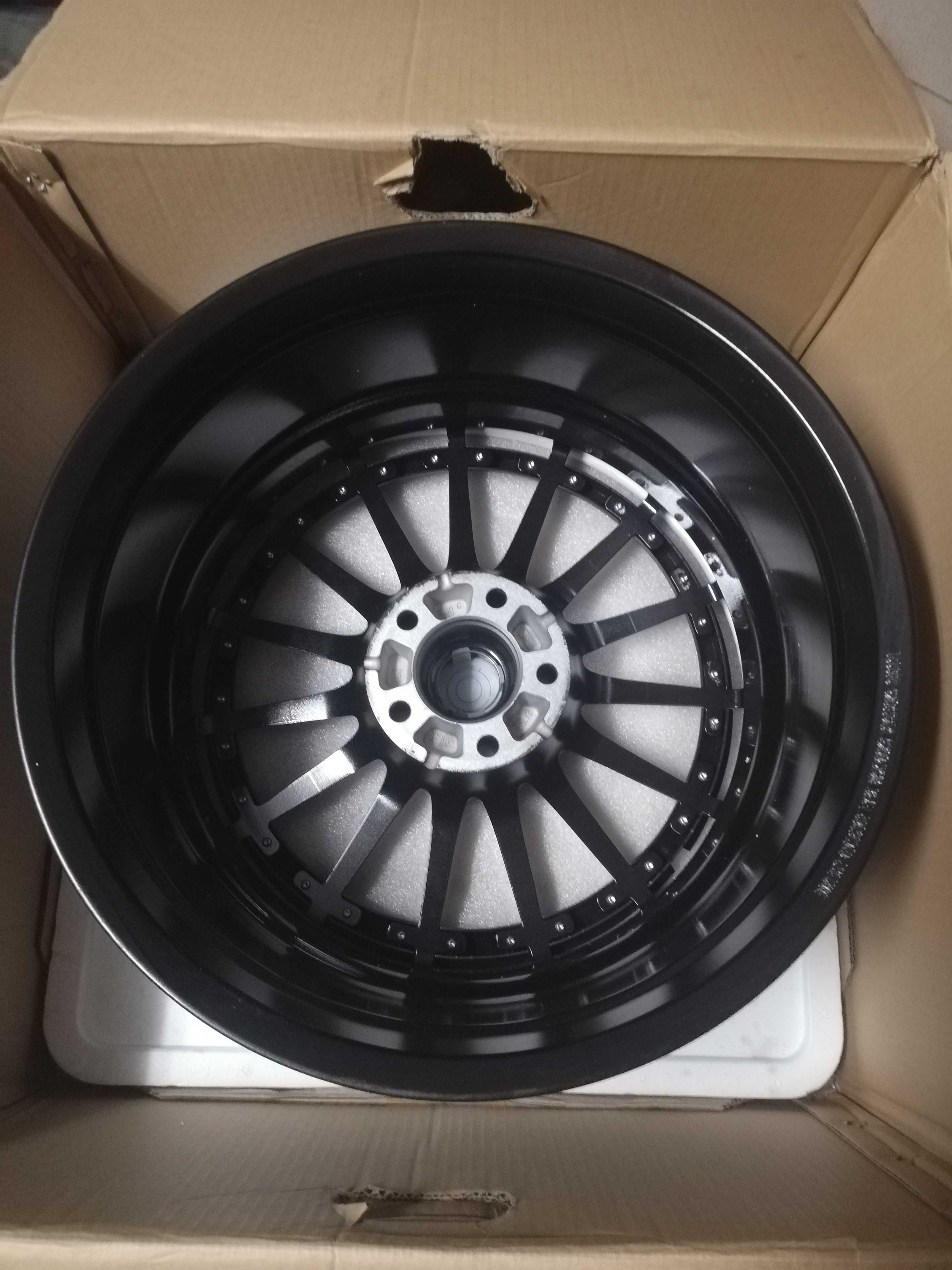 Felga OZ Superturismo Aero HLT 5x120, 19', 9J, ET40