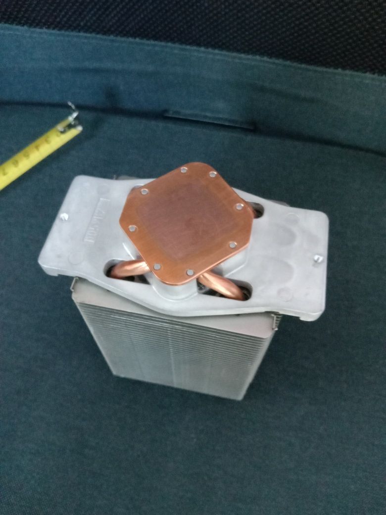 Układ chłodzący radiator automatyka oświetlenie LED
