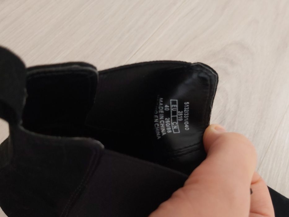 Ботинки женские  Bershka