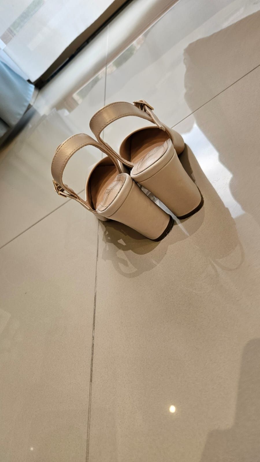 Buty ślubne kolor beżowa perła