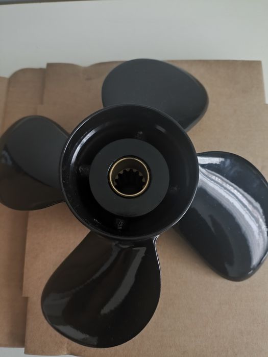 Śmigło do łodzi 10.6×12 Aluminum Fit Mercury 25HP – 70HP  4 ostrza