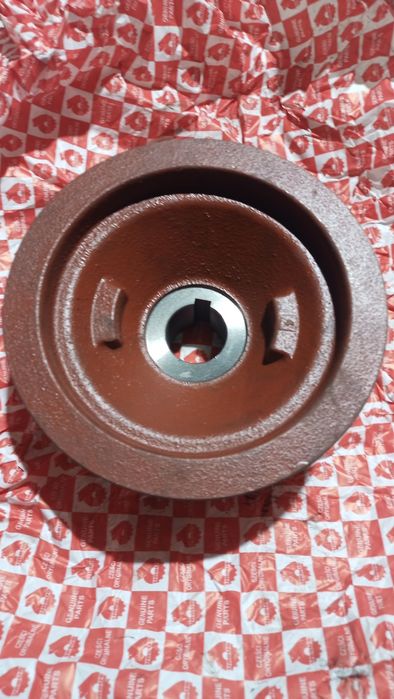 Koło pasowe wału korbowego z gwintem ursus c 360