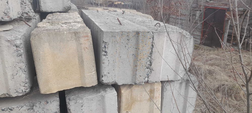 ,Блоки, жолоб,П образні,вагон битовка.