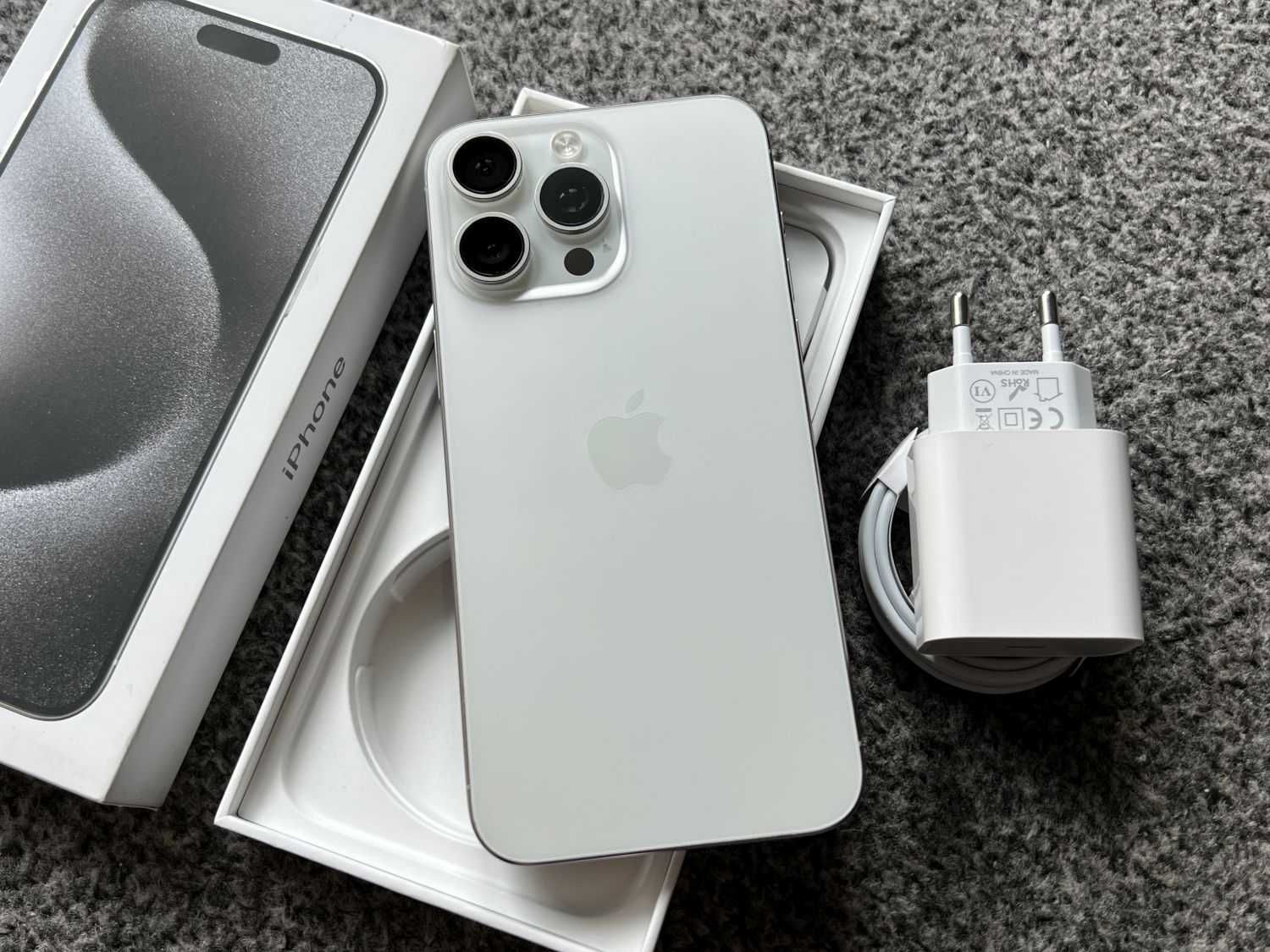iPhone 15 Pro Max 256GB WHITE BIAŁY SILVER Titanium Bateria 96% FV23%