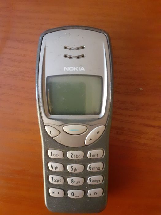 Продам Nokia 3210