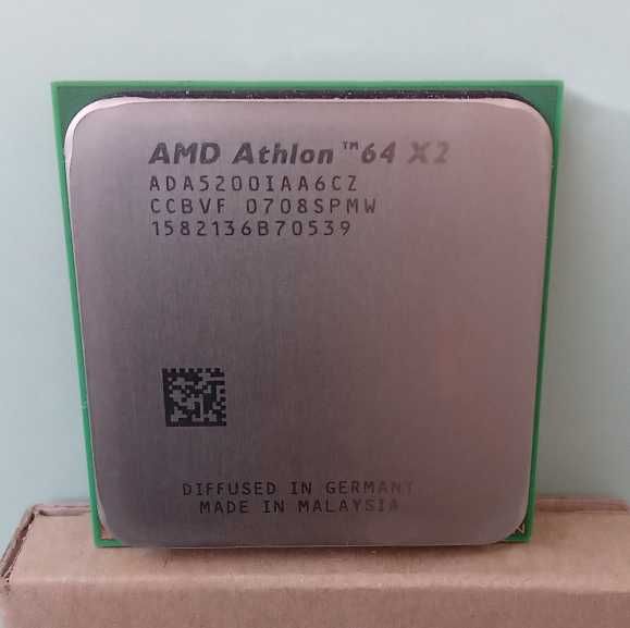 AMD Athlon x2 64 5200. 2.7 GHz