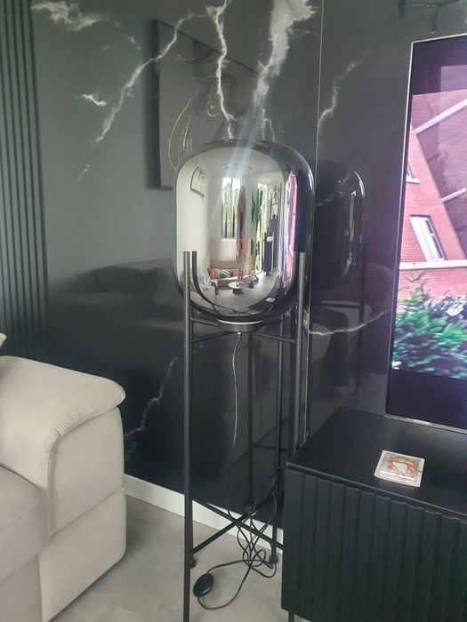 Lampa podlogowa firmy Pulto Oda styl nowoczesny glamour