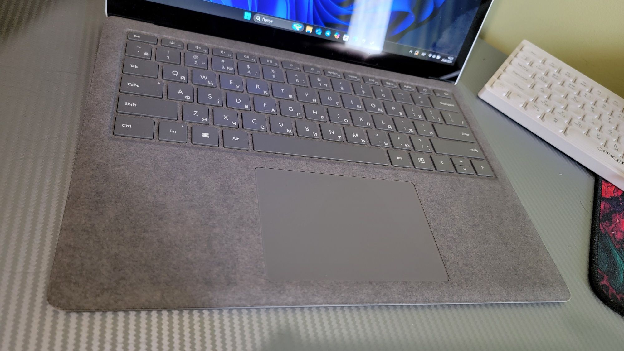 Microsoft surface laptop3