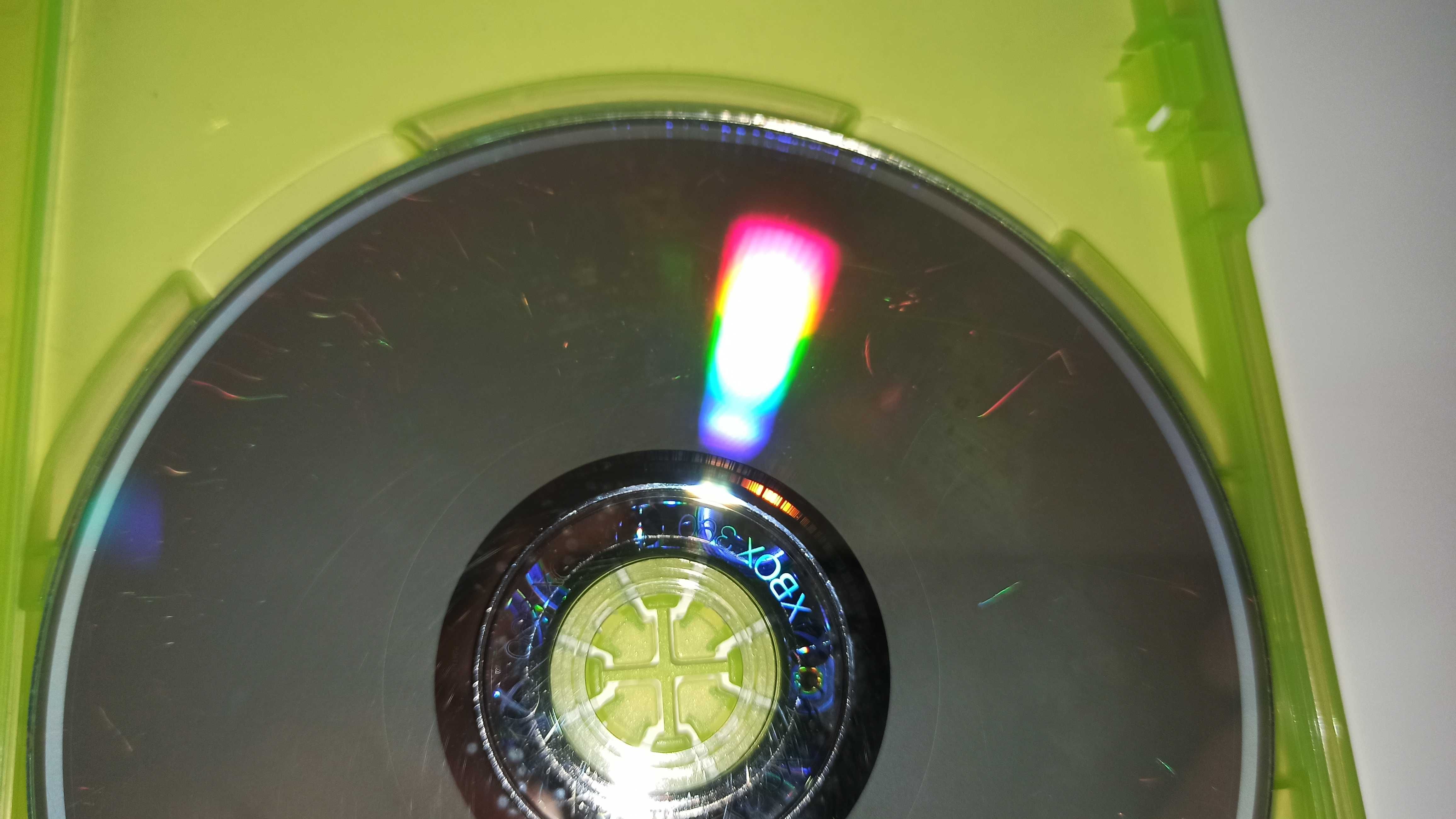 xbox 360 MORTAL KOMBAT KOMPLETE EDITION zawiera dodatkowe postacie