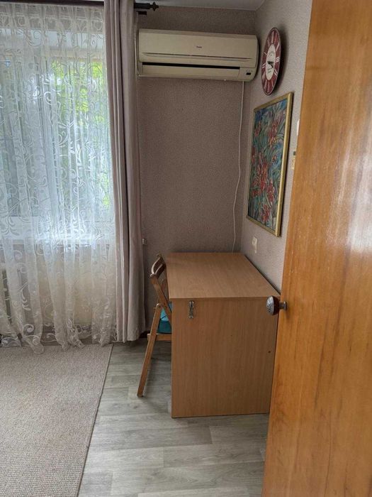 Продам 2-к квартиру с ремонтом, 2/5 эт, центр Черемушек (3-251-264 ОФ)