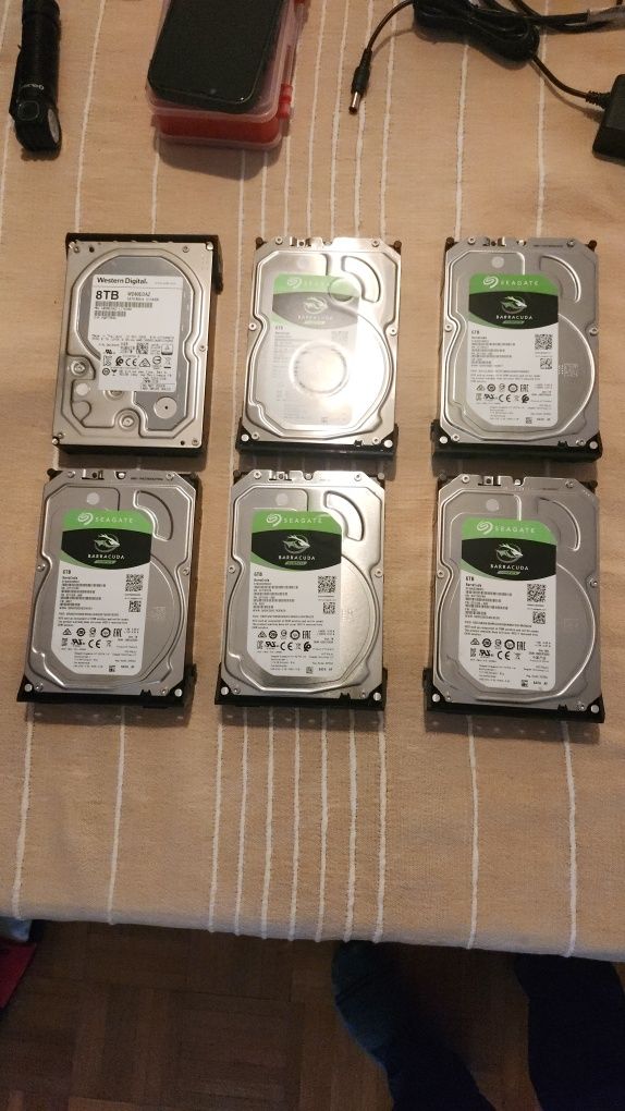 ICY BOX Macierz dyskowa - 8x 3.5" SATA I/II/III z dyskami 38TB