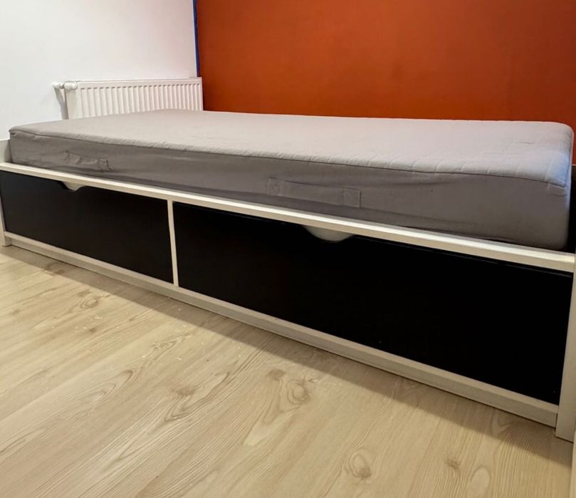 Łóżko Ikea z szufladami