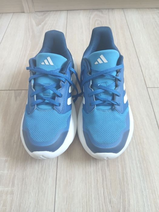 Buty Adidas Sneakersy rozmiar 35.5