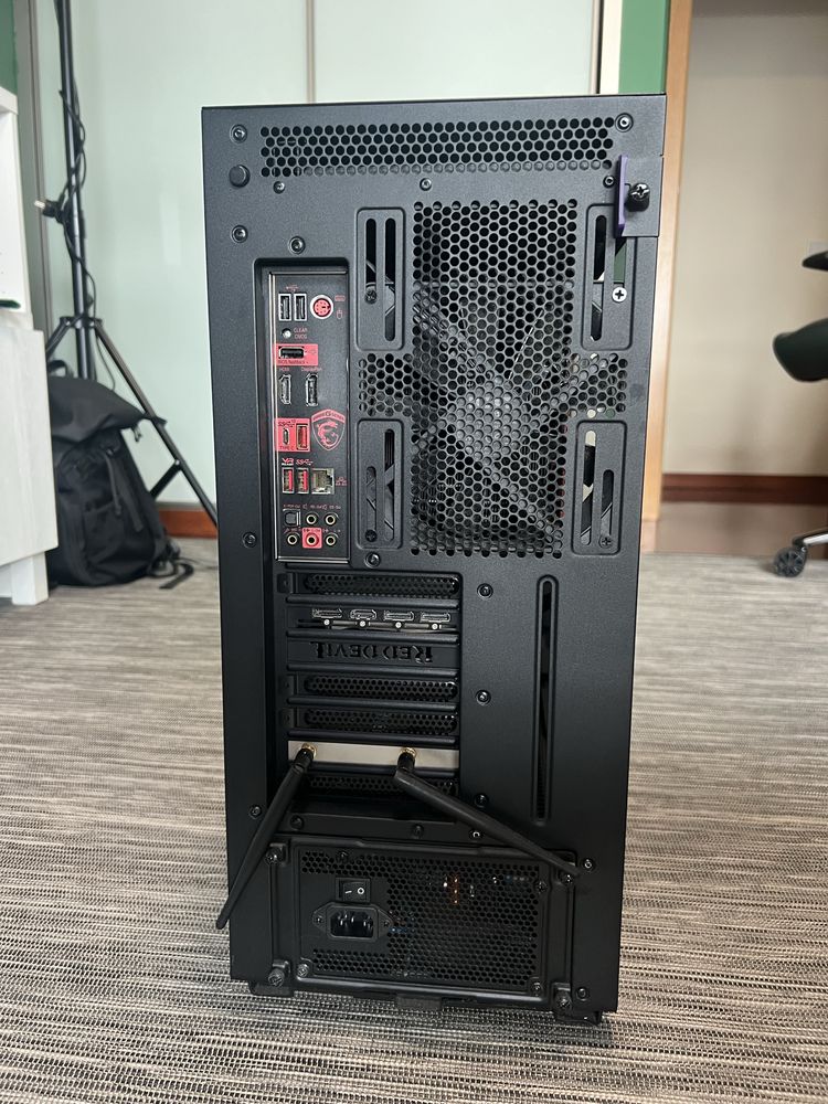 PC Gaming - i7 7700k + RX 5700 XT + 32gb + 2x Nvme