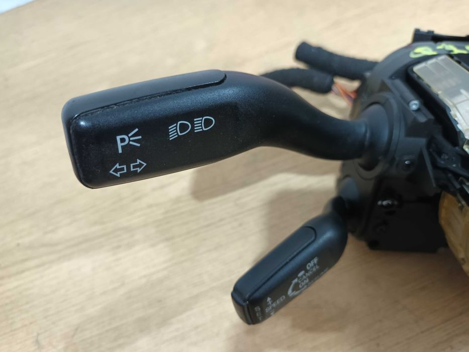 Przełącznik zespolony manetki pająk taśma tempomat AUDI A6 C6 Q7 4L