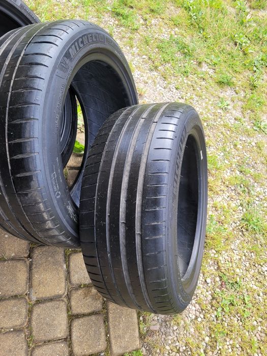 Opona Michelin Pilot Sport4 225/45 R17