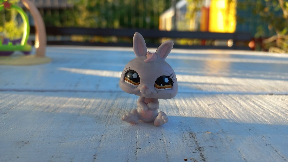 Figurka Littlest Pet Shop królik