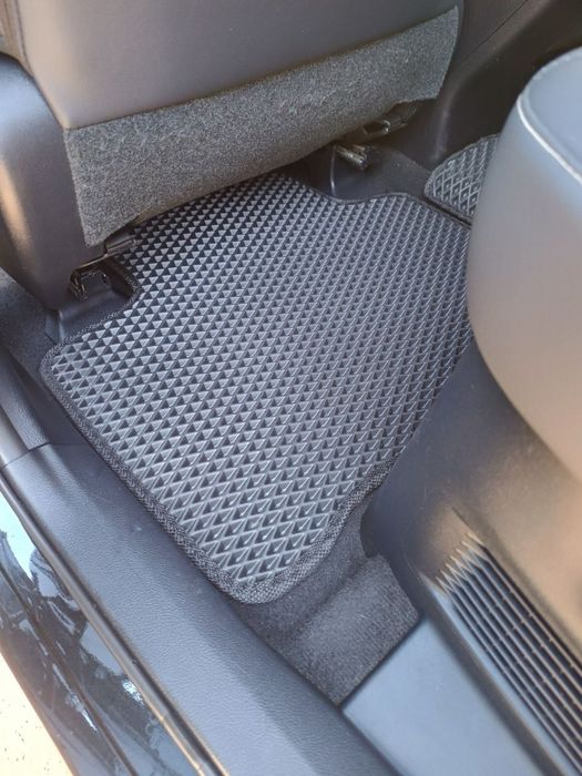 Продаю Lexus nx 300h