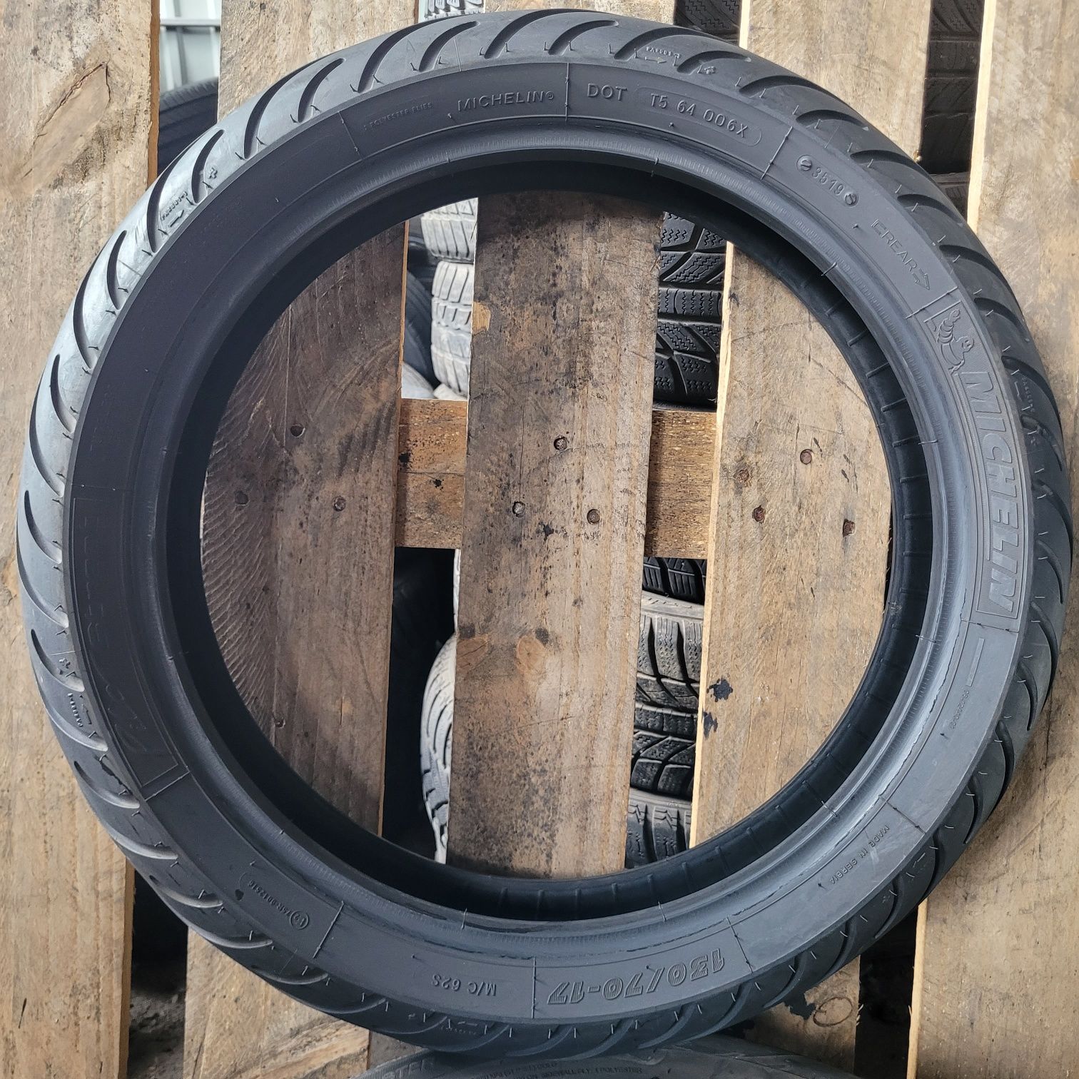 michelin pilot street 130/70 r17