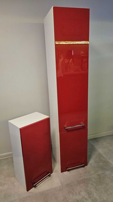 Meble łazienkowe - słupek 2 szt. - czerwony, lakierowany front
