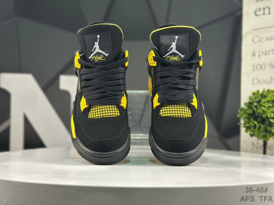 "Buty Trampki" Jordan 4_Retro Thunder _R.41