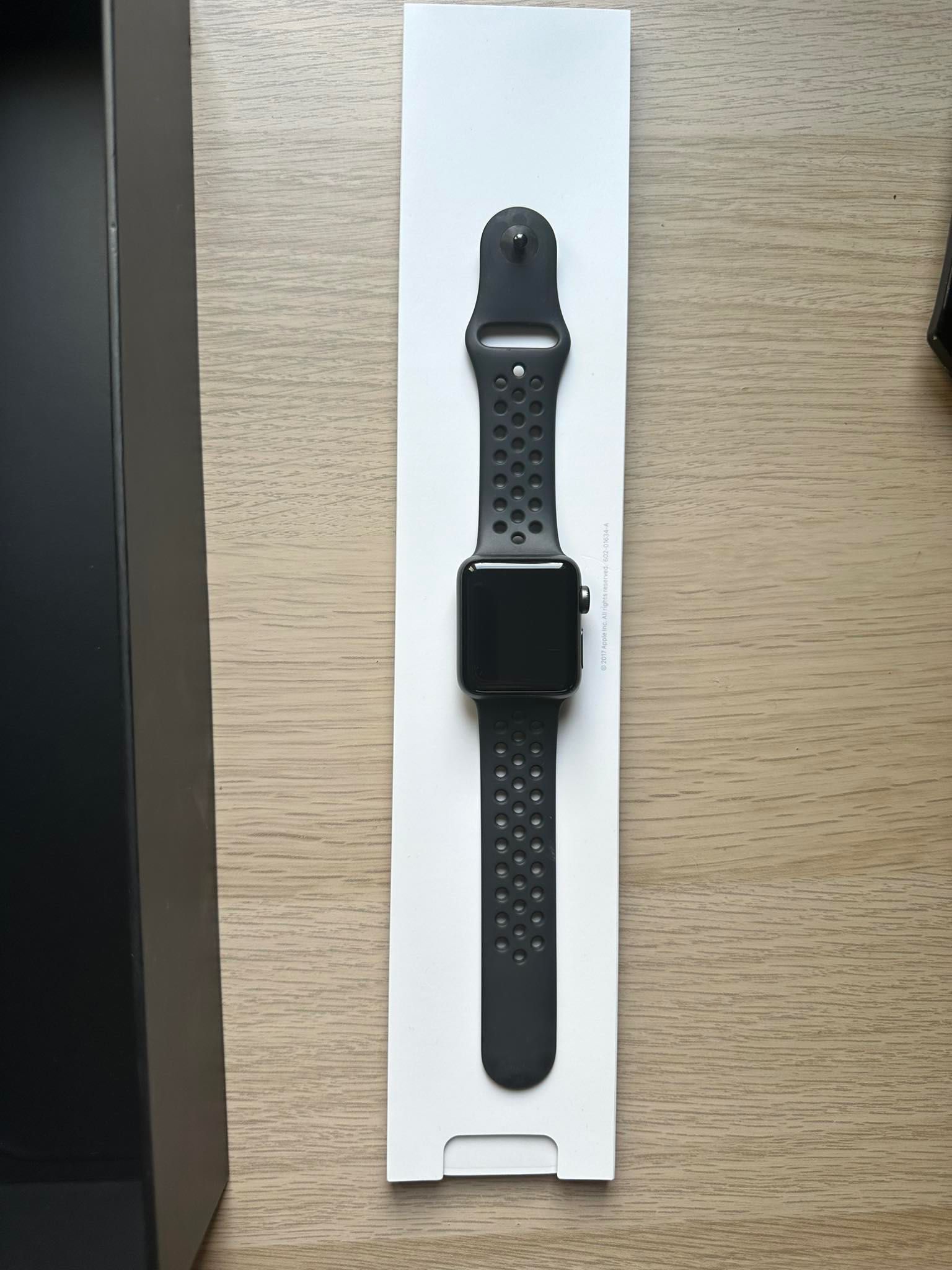 Apple Watch Nike + series 3 38 mm