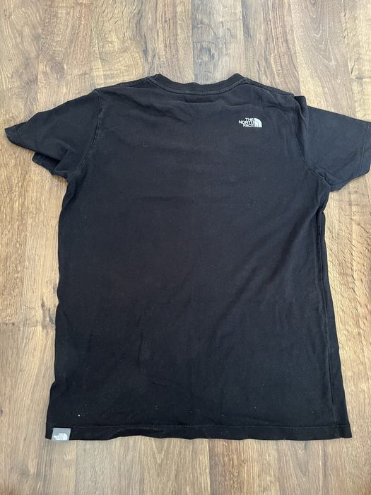 The north face футболка