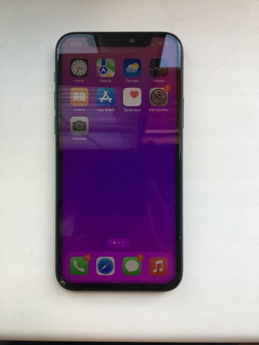 Продам айфон 11 про в нормальному стані