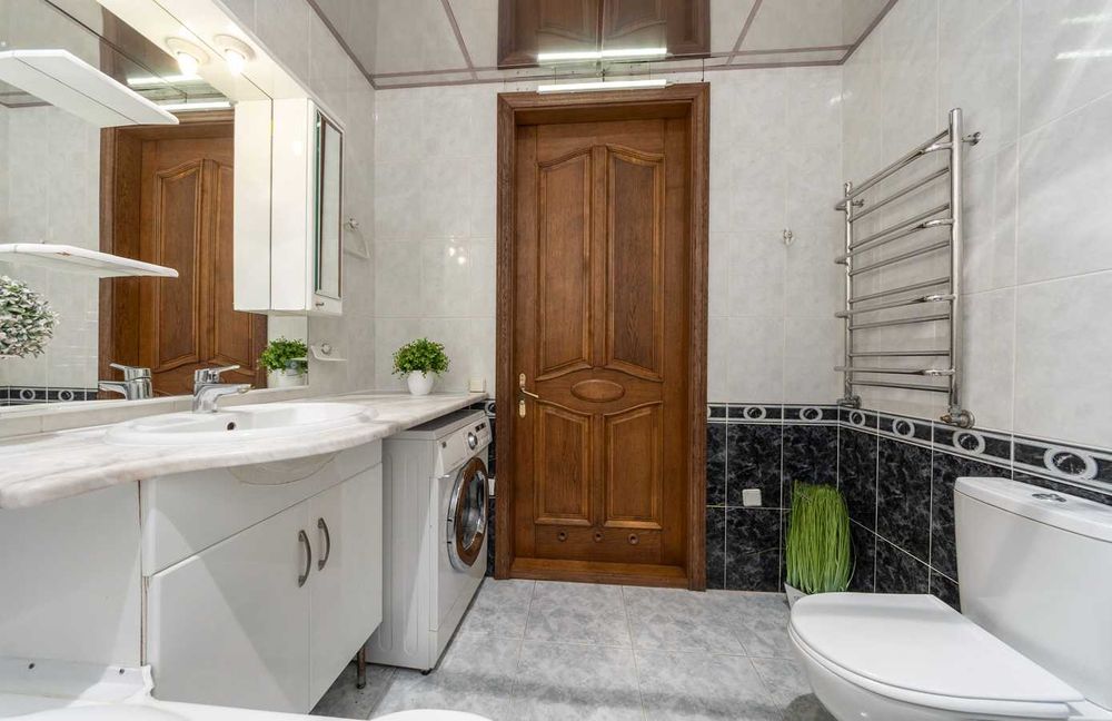 4к Жилянська 7, метро Олімпійська, Палац спорту