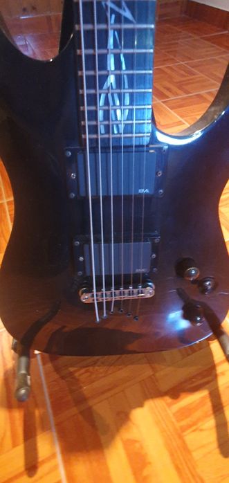 Guitarra Dean Vendetta  Black