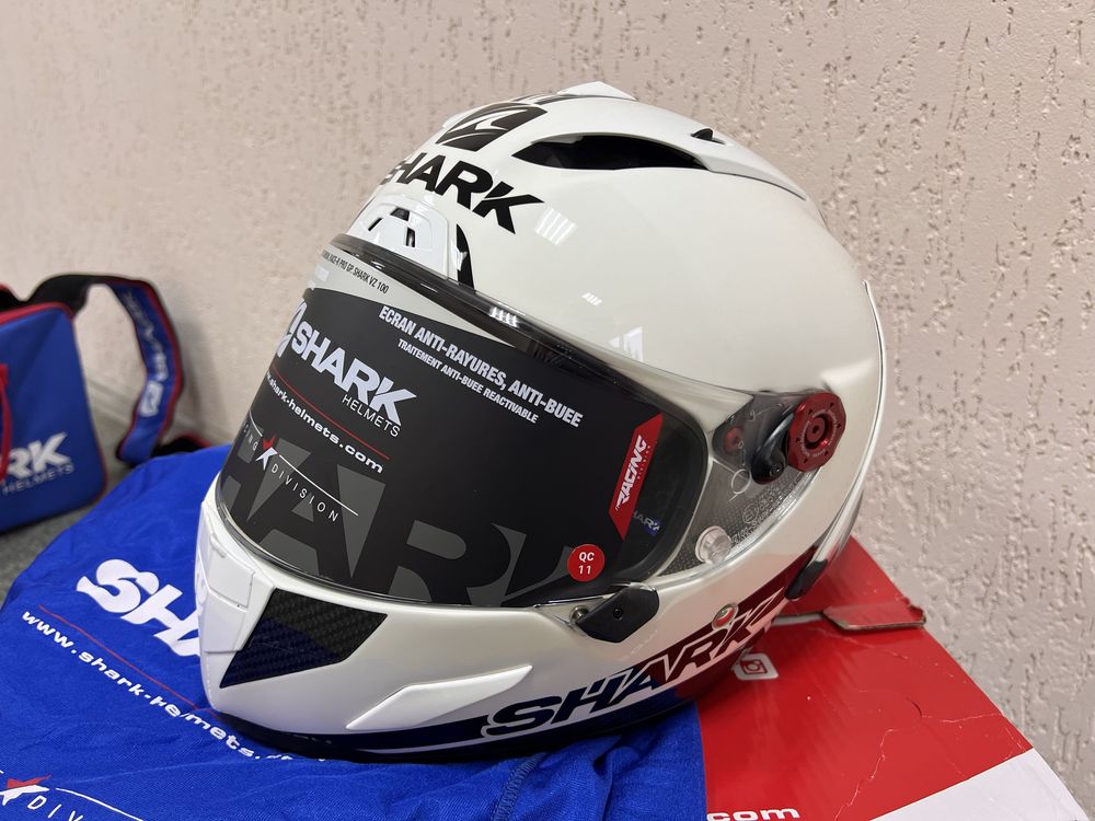 Мото шолом Shark race r pro gp carbon 30th agv шлем