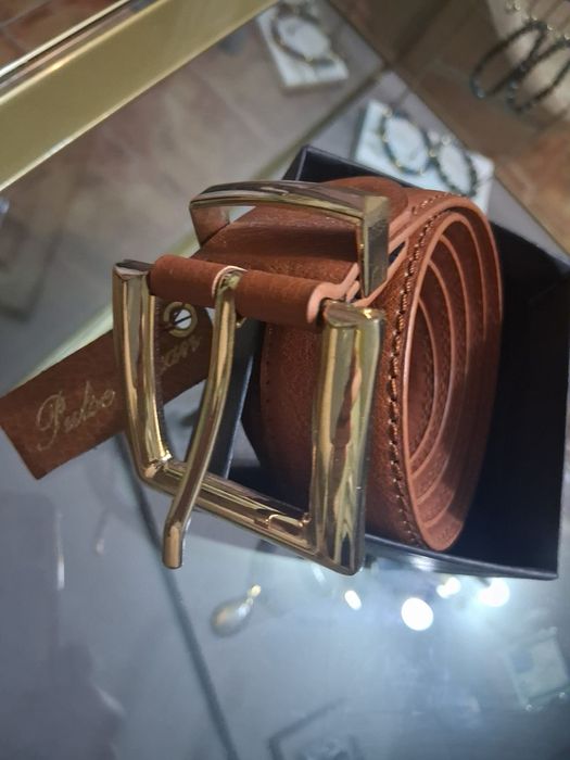 Sapatos em pele+fio+pulseira+cinto